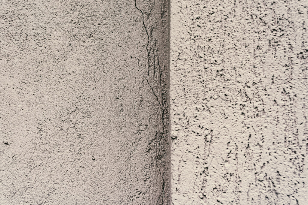 Gypsum Plaster vs Cement Plaster